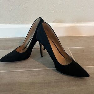 Women's Closed Toe, Black Suede, High Heels, Size 7.5